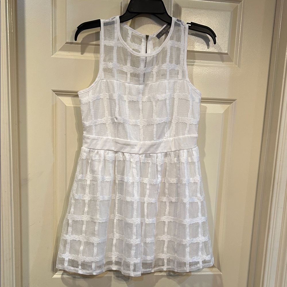 White Sleeveless Checkered Dress